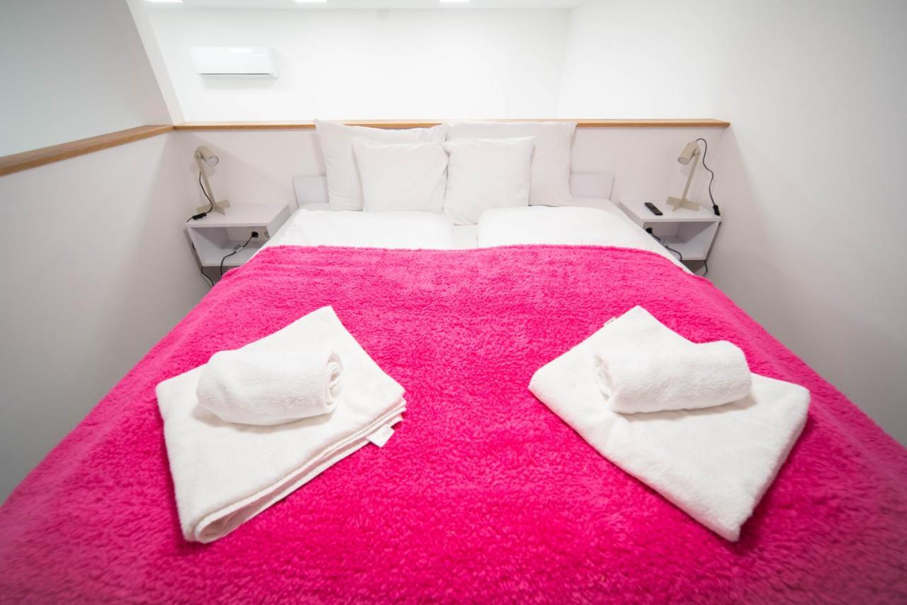 Free Parking Basilica Rob'S Home - Ac, Wi-Fi, Smart Tv Budapest Exterior foto